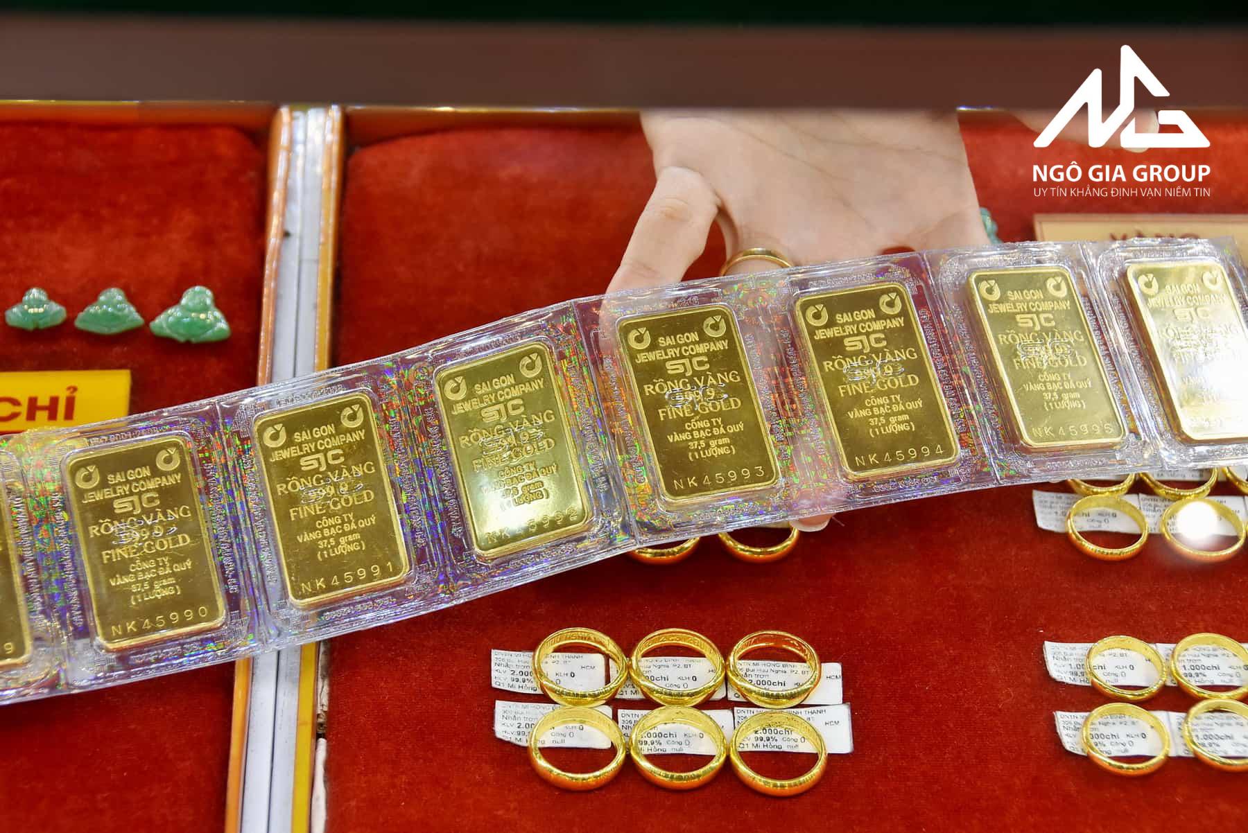 Giá vàng SJC lao dốc sau đề xuất bỏ độc quyền vàng miếng